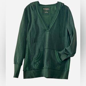 Dark Green Deconstructed-Style Women’s Hooded Sweatshirt w Pouch Size XL
